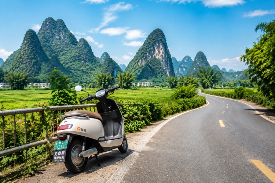 Yangshuo Countryside Electric Scooter Road Trip