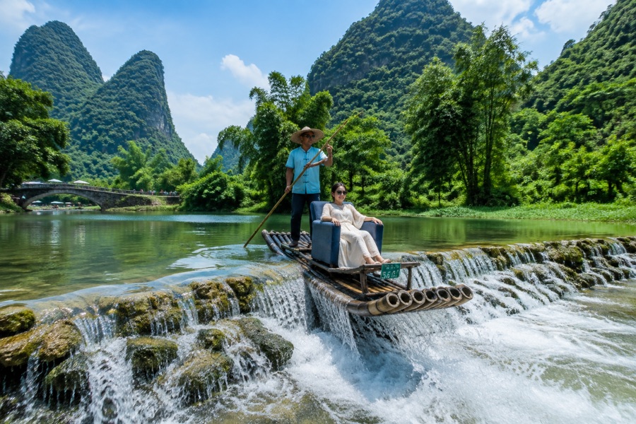 Yulong River Hand-Punted Bamboo Rafting (Water Drop Dams)